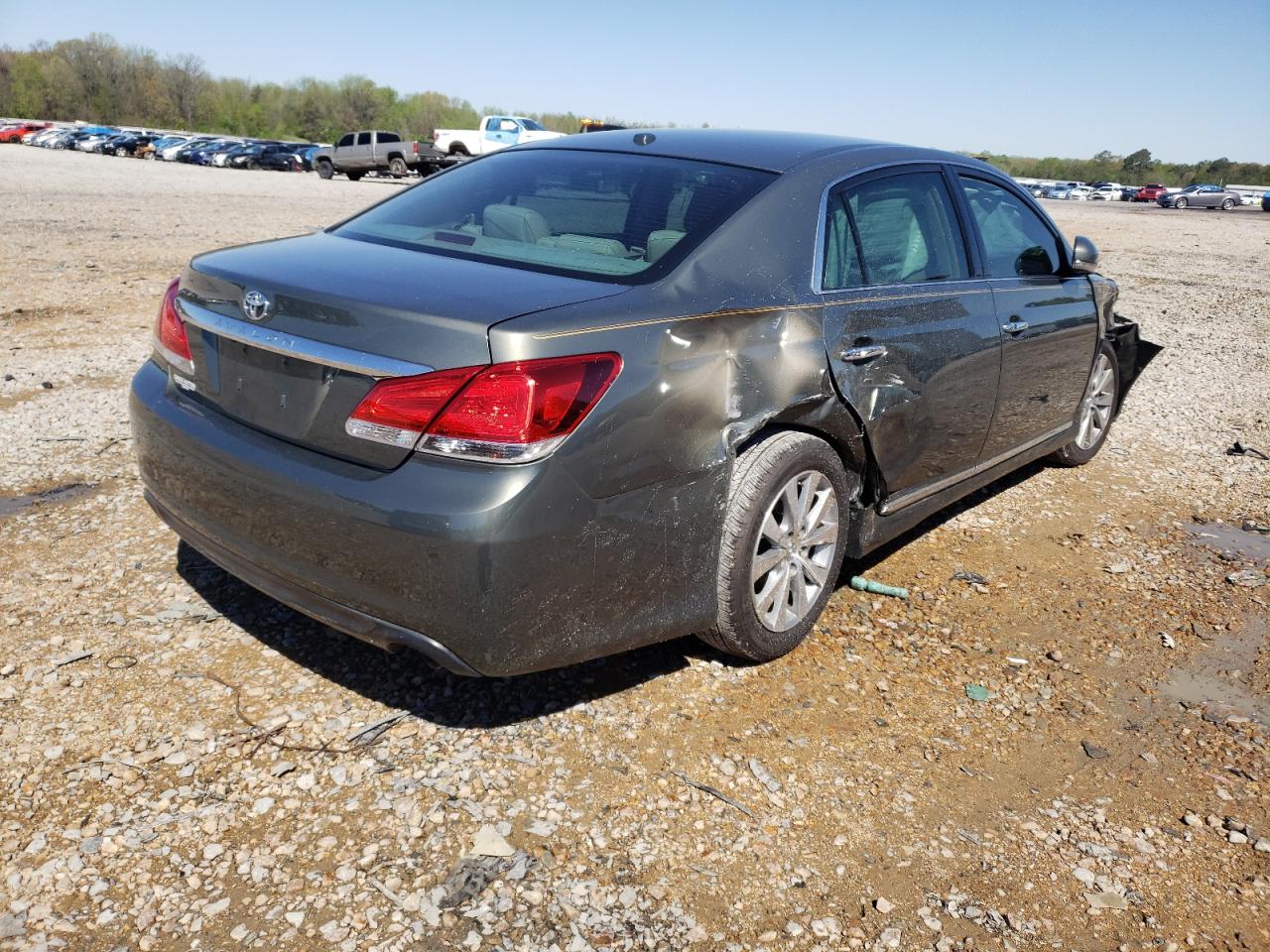 Photo 4 from auction – 2011 TOYOTA AVALON BAS with VIN 4T1BK3DB7BU376069
