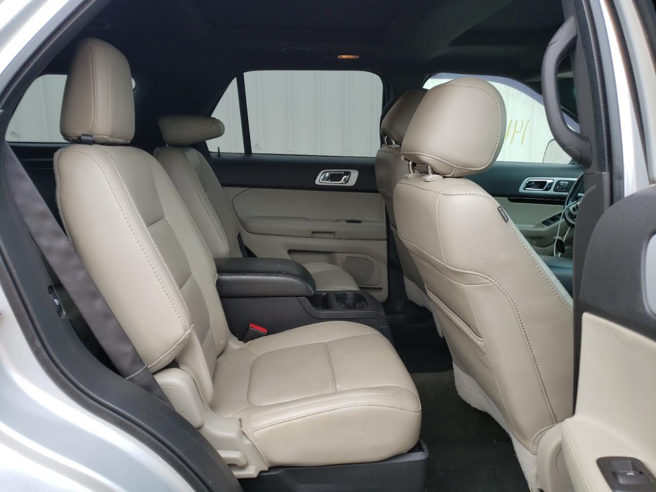 Photo 6 from auction – 2013 FORD EXPLORER L with VIN 1FM5K8F87DGC58360