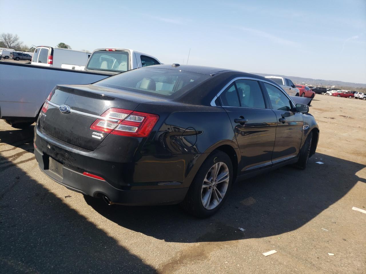 Photo 4 from auction – 2016 FORD TAURUS SEL with VIN 1FAHP2E99GG145367