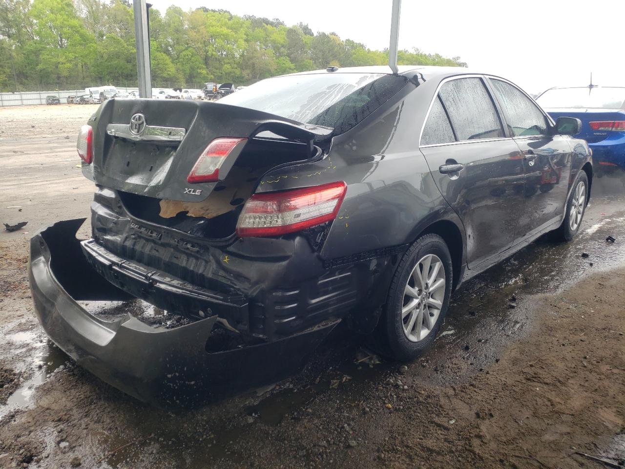 Photo 4 from auction – 2011 TOYOTA CAMRY BASE with VIN 4T1BF3EK8BU176935