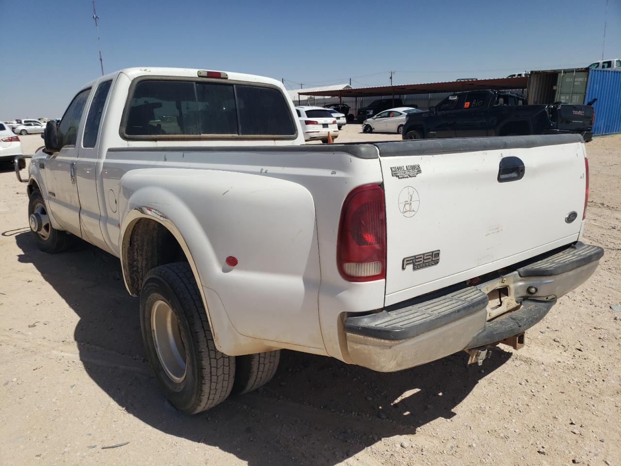 Photo 3 from auction – 2002 FORD F350 SUPER with VIN 1FTWX32F32EA52382
