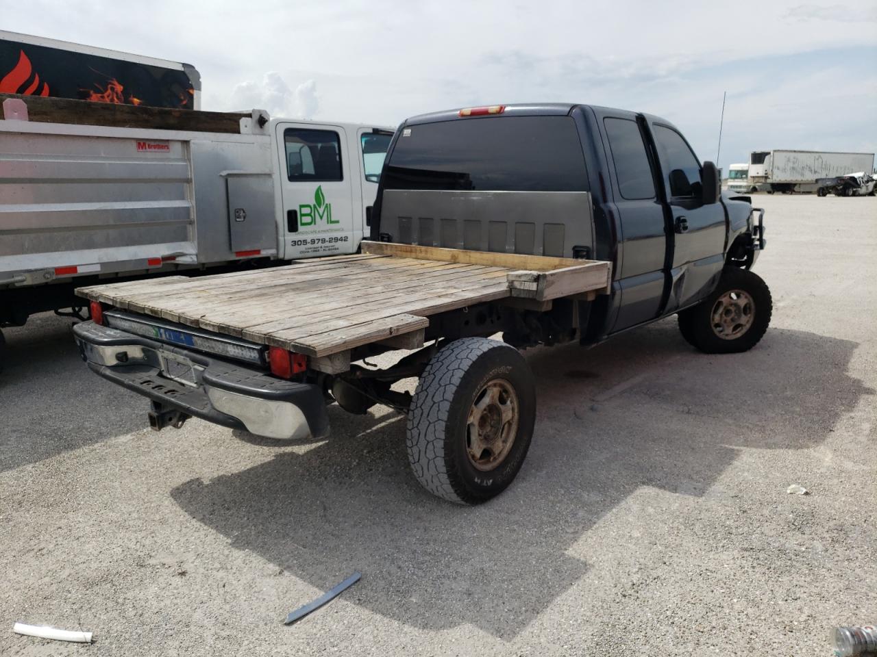 Photo 4 from auction – 1999 CHEVROLET SILVERADO with VIN 2GCEK19T1X1183166