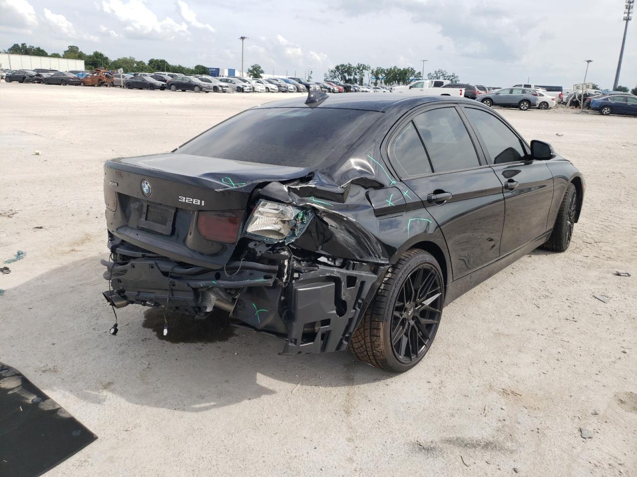Photo 4 from auction – 2015 BMW 328 XI SUL with VIN WBA3B5C52FP654314