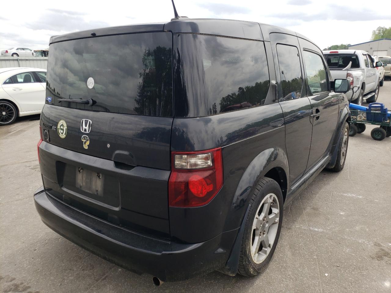 Photo 4 from auction – 2007 HONDA ELEMENT SC with VIN 5J6YH18907L015279