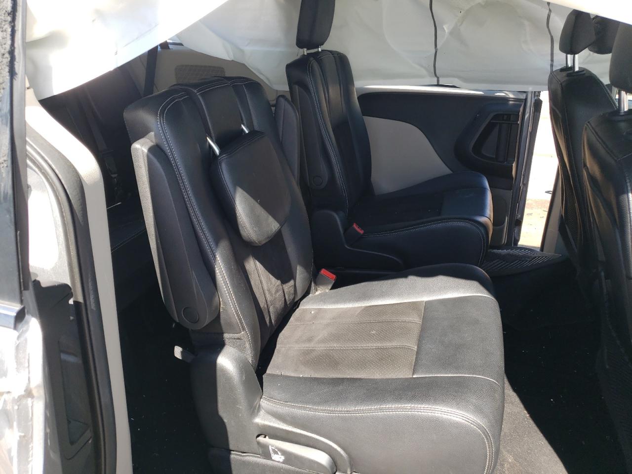 Photo 6 from auction – 2019 DODGE GRAND CARA with VIN 2C4RDGCG7KR619586