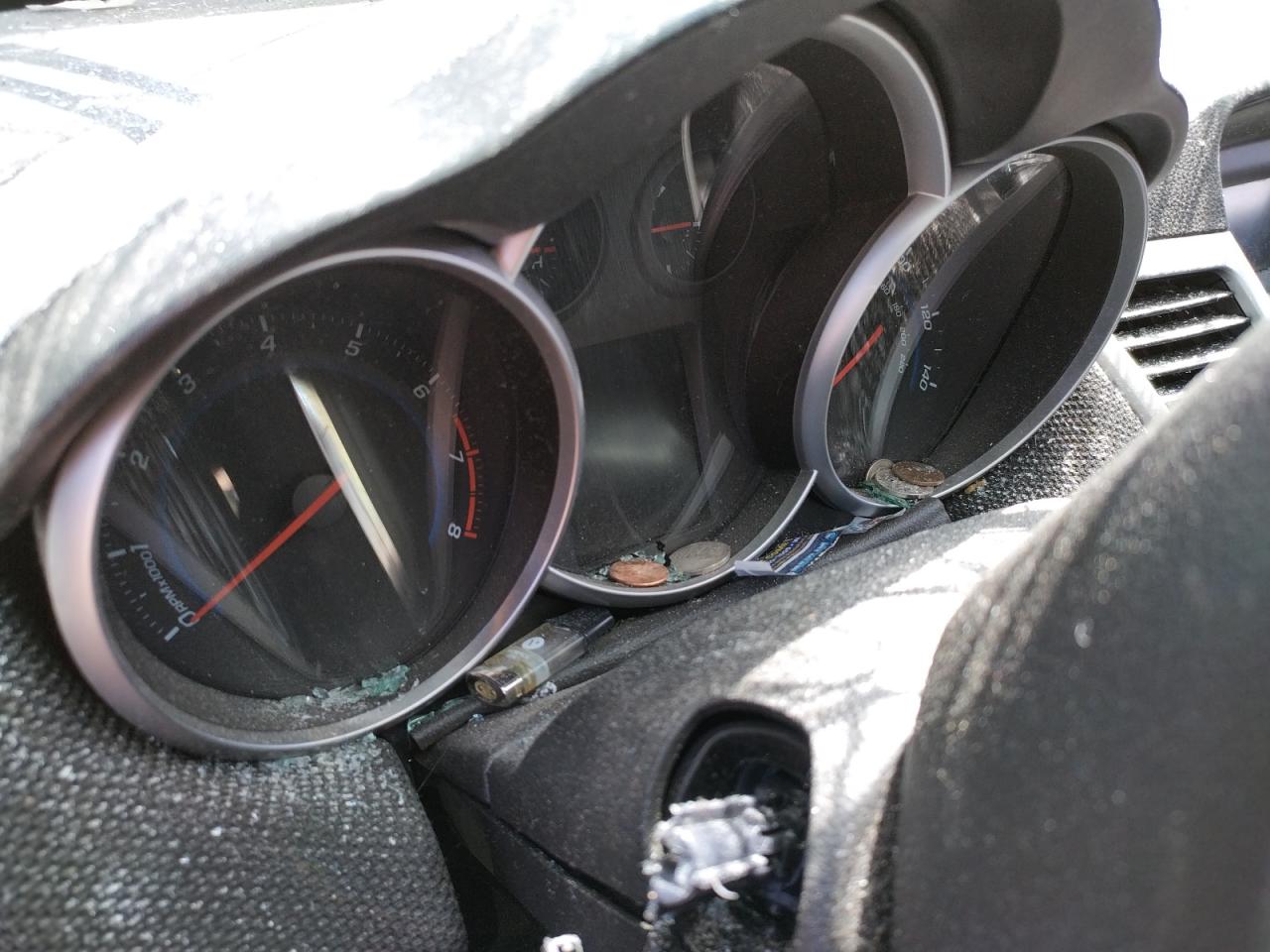 Photo 8 from auction – 2014 CHEVROLET CRUZE LT with VIN 1G1PC5SB4E7298450