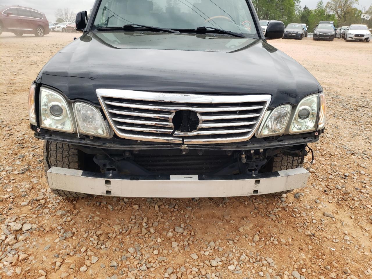Photo 9 from auction – 2004 LEXUS LX 470 with VIN JTJHT00W943538583
