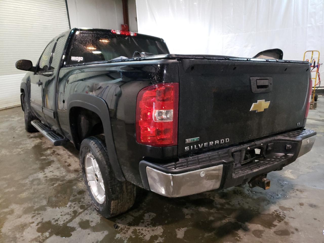 Photo 3 from auction – 2011 CHEVROLET SILVERADO with VIN 1GCRKSE39BZ313501