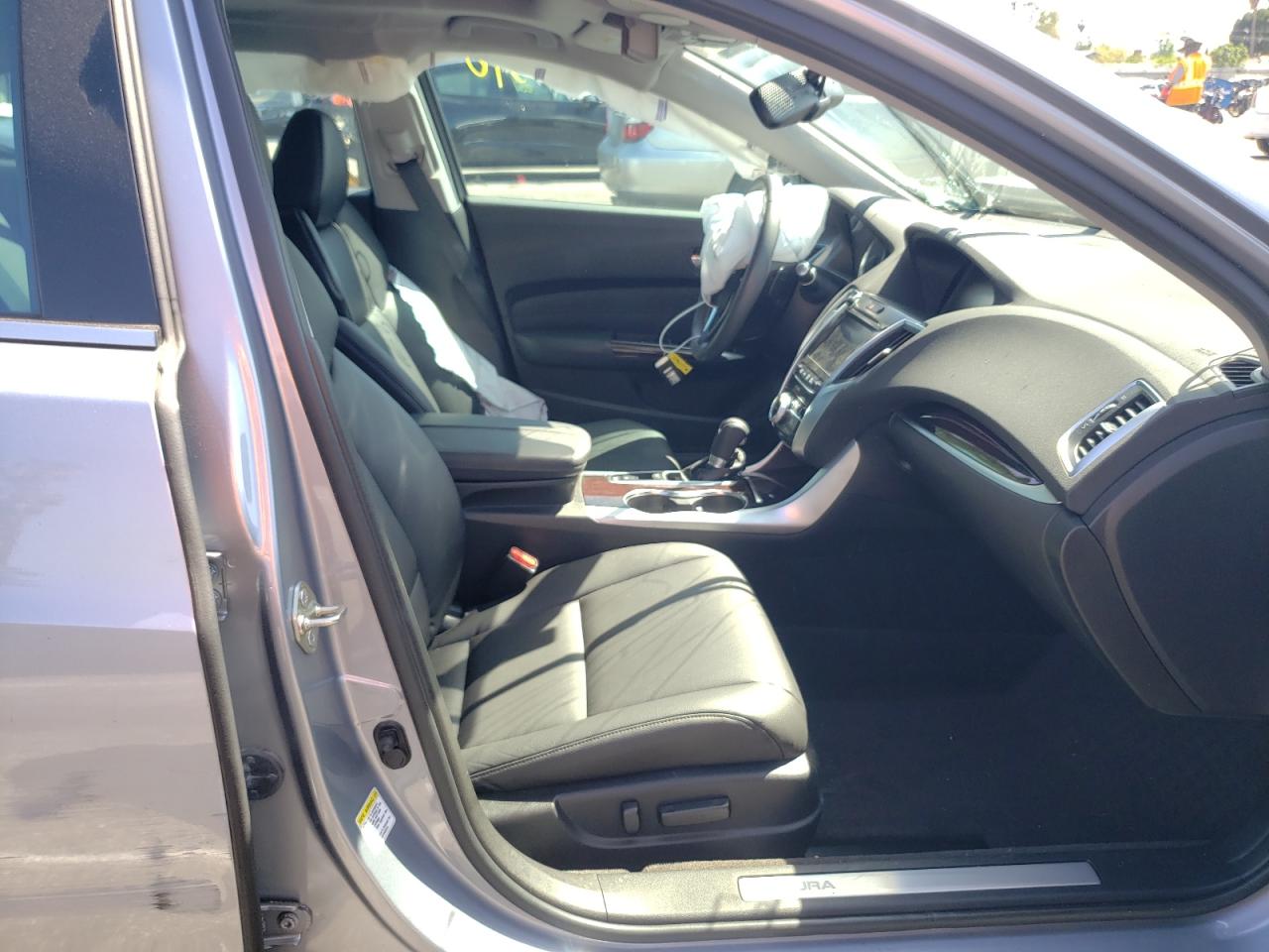 Photo 5 from auction – 2015 ACURA TLX with VIN 19UUB1F39FA007892