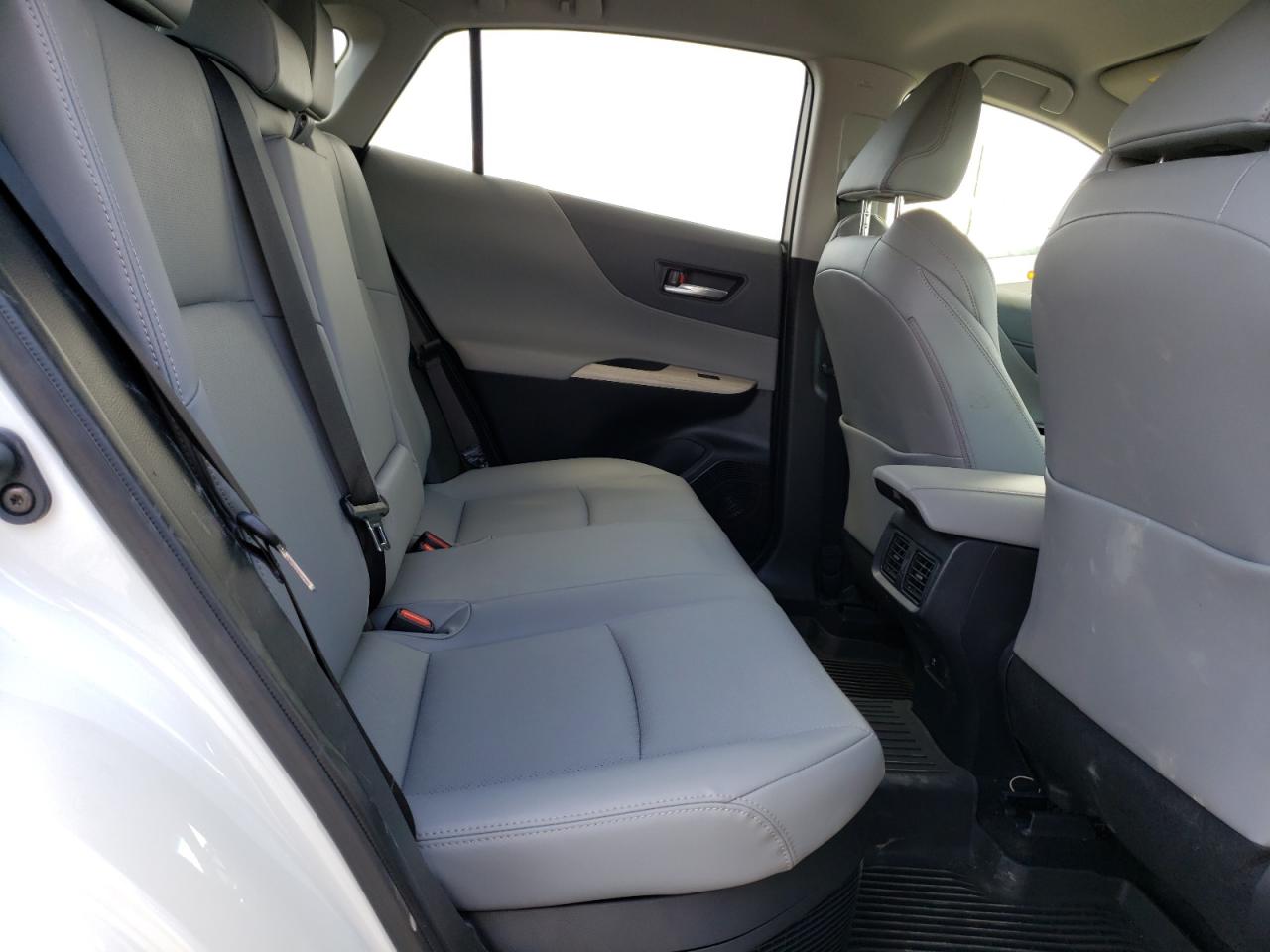 Photo 6 from auction – 2021 TOYOTA VENZA LE with VIN JTEAAAAH7MJ018146