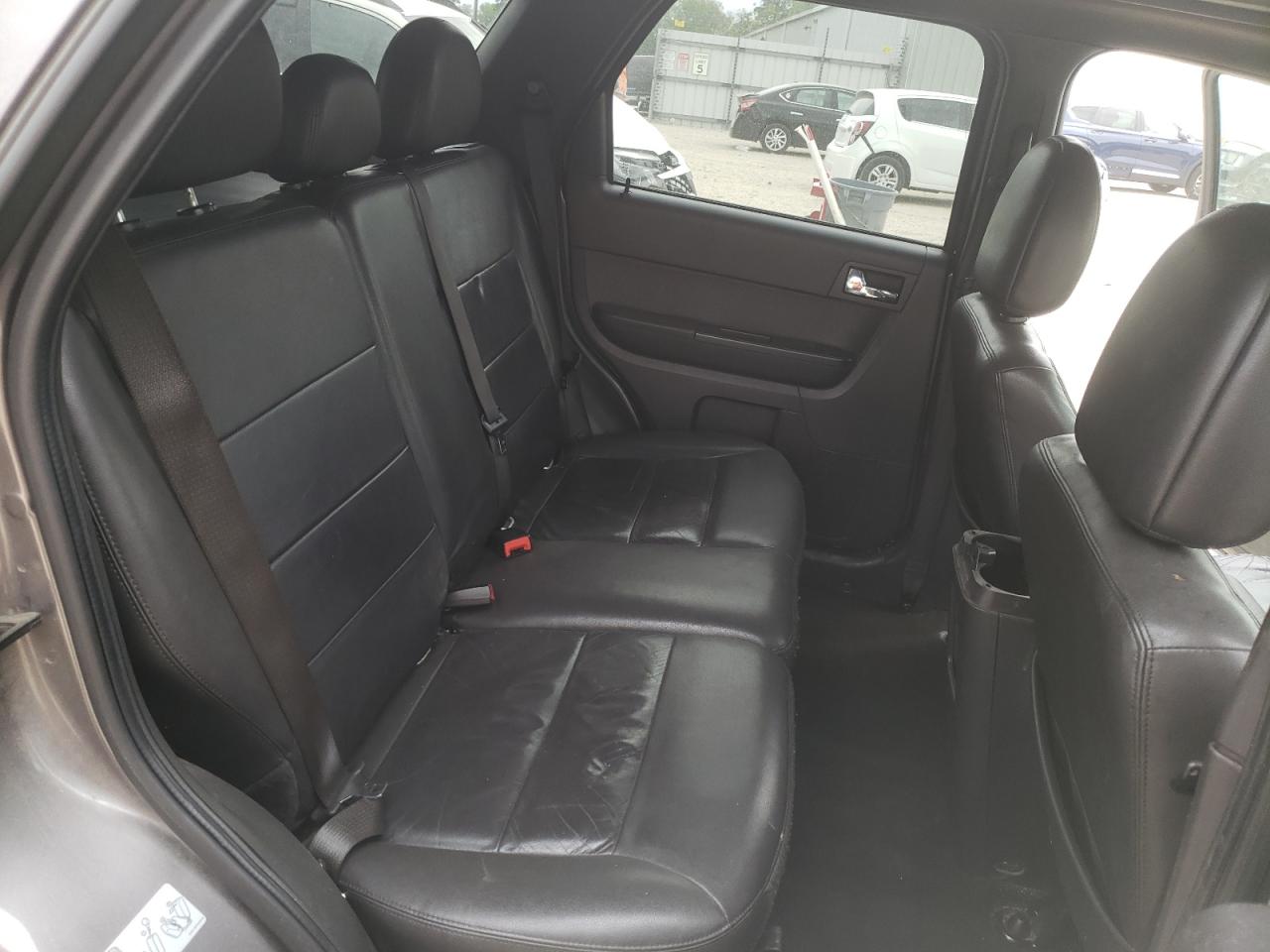 Photo 6 from auction – 2012 FORD ESCAPE LIM with VIN 1FMCU0E72CKC18128