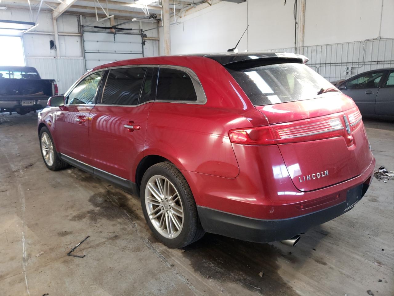 Photo 3 from auction – 2013 LINCOLN MKT with VIN 2LMHJ5AT1DBL53518
