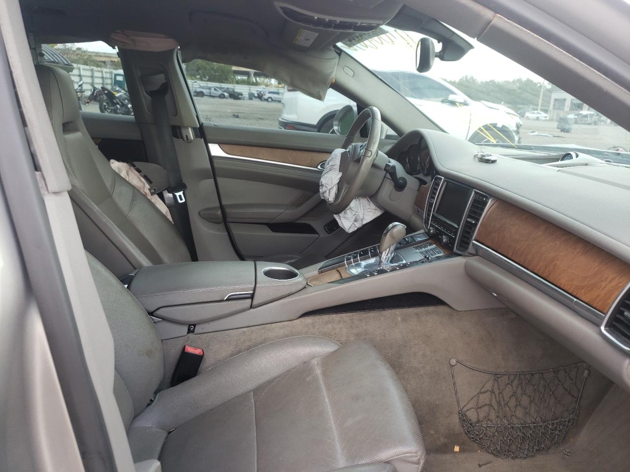 Photo 5 from auction – 2013 PORSCHE PANAMERA 2 with VIN WP0AA2A74DL011306