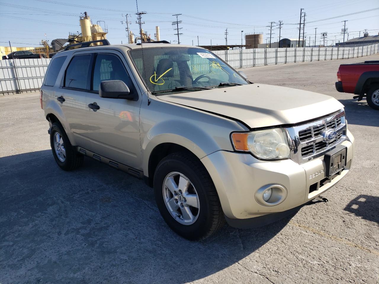 FORD ESCAPE XLT 2010 with VIN 1FMCU0DG5AKA86528 - Photo from auction