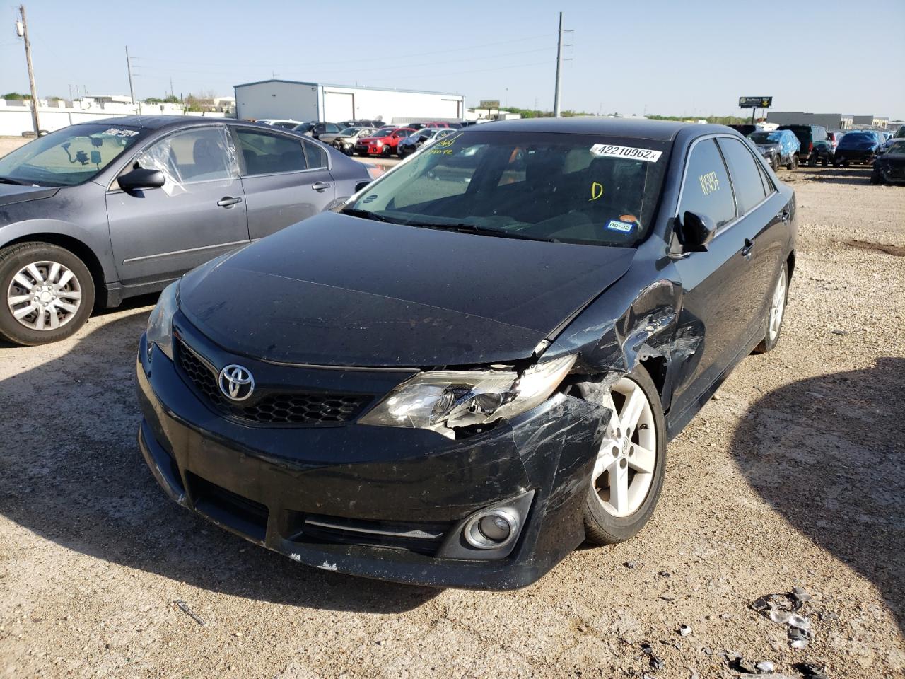 Photo 2 from auction – 2012 TOYOTA CAMRY BASE with VIN 4T1BF1FK4CU178072
