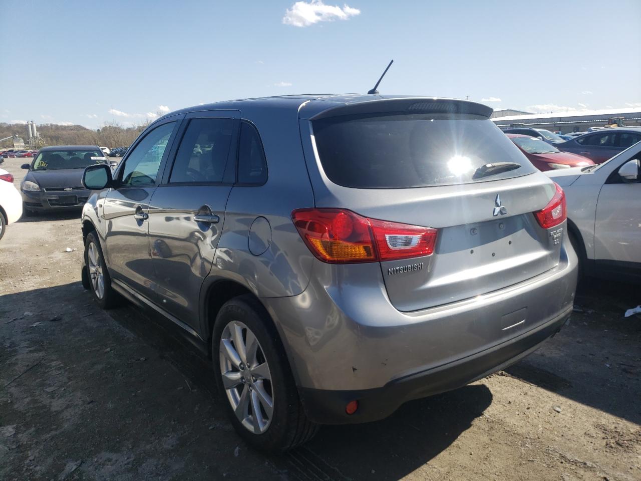 Photo 3 from auction – 2015 MITSUBISHI OUTLANDER with VIN 4A4AP3AW4FE036072