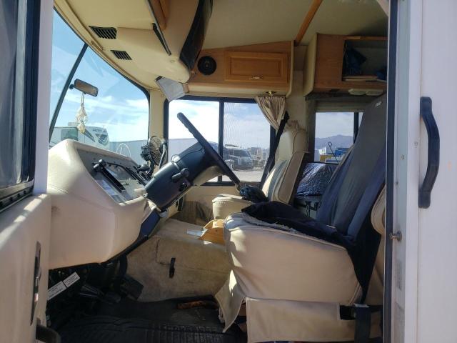 Photo 5 from auction – 1997 FORD MOTORHOME with VIN 3FCLF53G6VJA23838