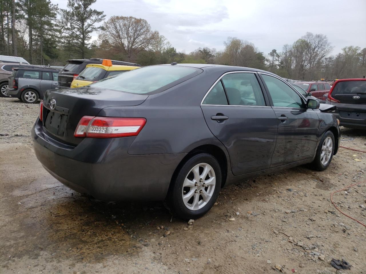 Photo 4 from auction – 2011 TOYOTA CAMRY BASE with VIN 4T1BF3EK4BU200731