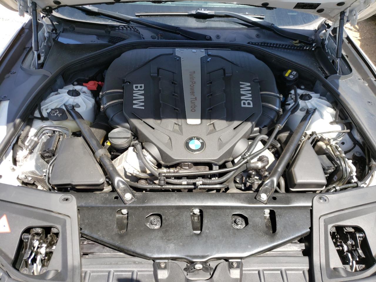 Photo 7 from auction – 2015 BMW 550 I with VIN WBAKN9C51FD961629
