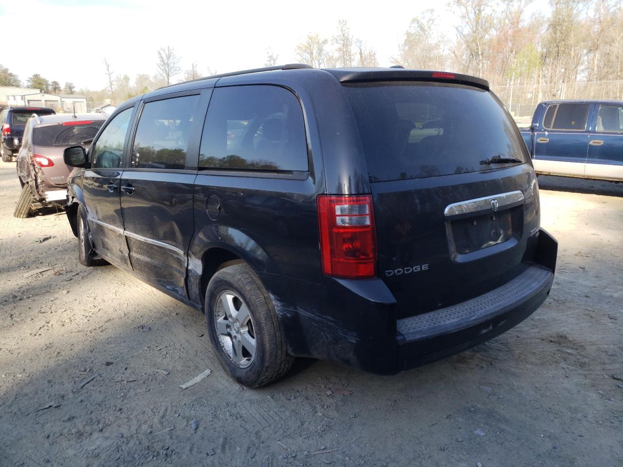 Photo 13 from auction – 2010 DODGE GRAND CARA with VIN 2D4RN5D19AR190867