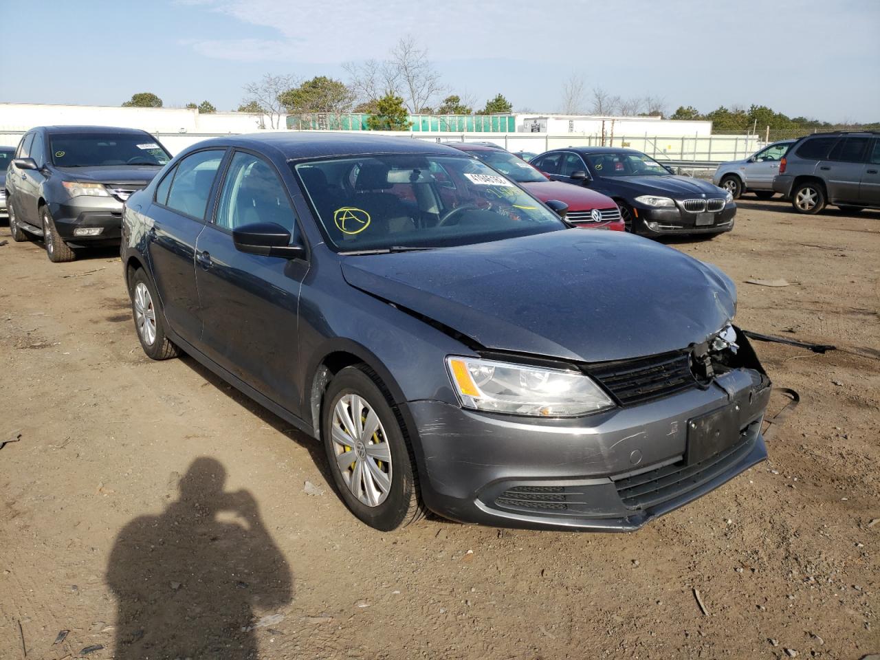 Photo 1 from auction – 2013 VOLKSWAGEN JETTA BASE with VIN 3VW2K7AJ6DM268456