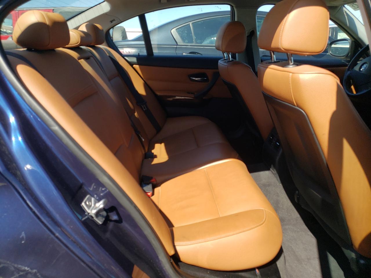 Zdjęcie 6 z aukcji – 2011 BMW 328 I z VIN WBAPH7G50BNN05976