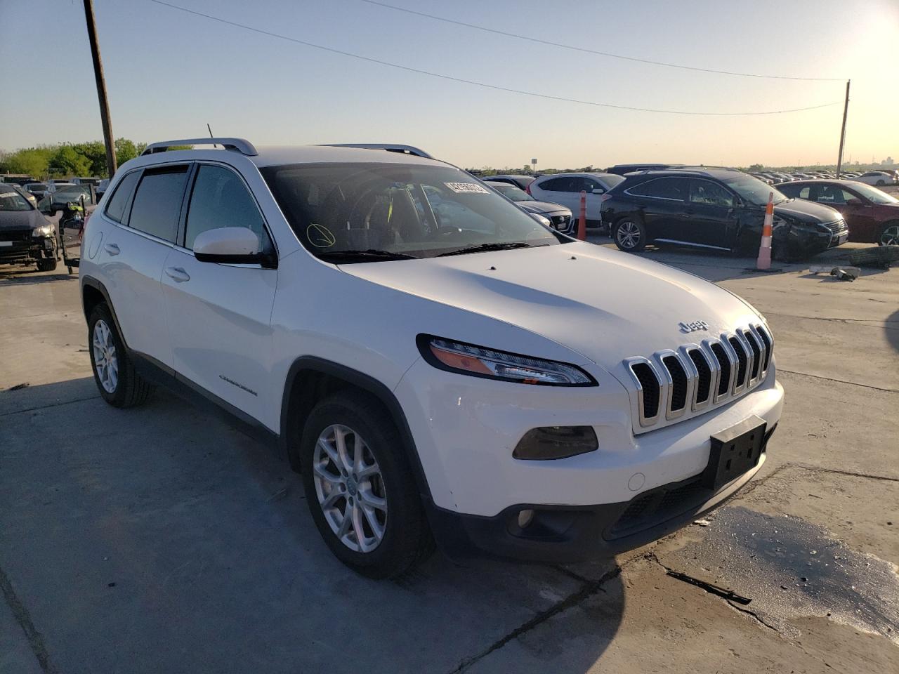 JEEP CHEROKEE L 2014 with VIN 1C4PJLCS5EW205201 - Photo from auction