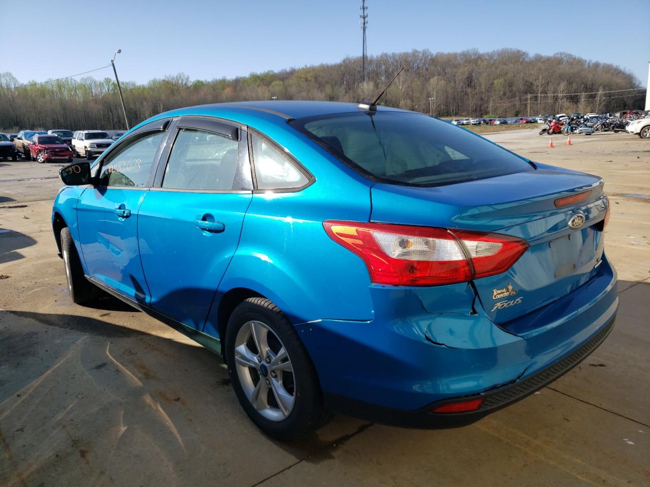 Photo 3 from auction – 2013 FORD FOCUS SE with VIN 1FADP3F21DL162639