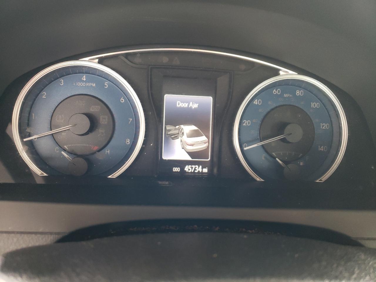 Photo 8 from auction – 2017 TOYOTA CAMRY LE with VIN 4T1BF1FKXHU794818