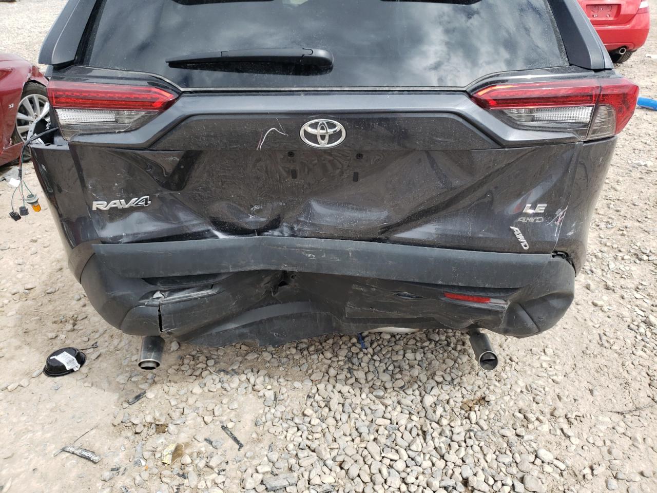 Photo 9 from auction – 2021 TOYOTA RAV4 LE with VIN 2T3F1RFV4MC239052