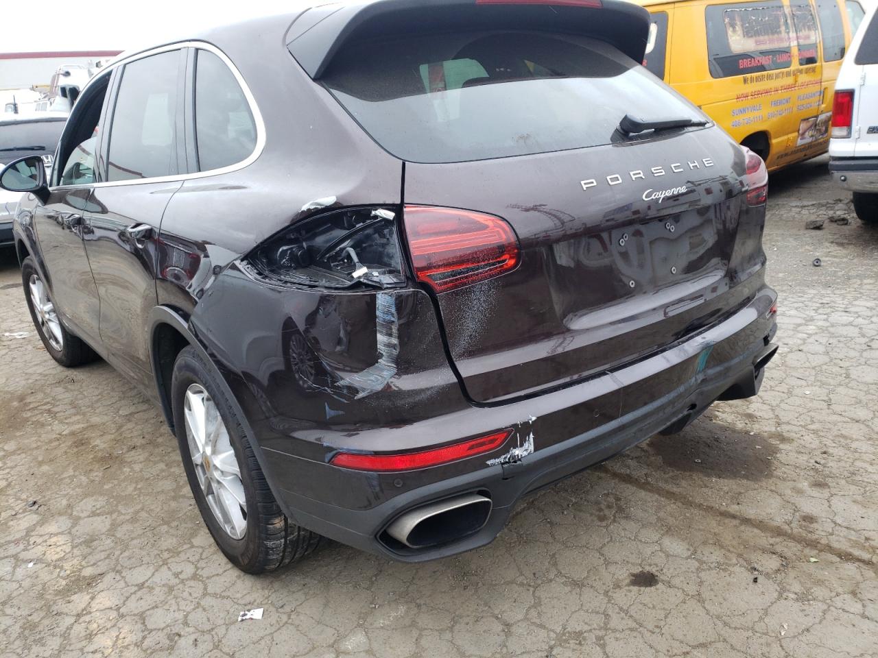 Photo 9 from auction – 2017 PORSCHE CAYENNE with VIN WP1AA2A23HKA89526