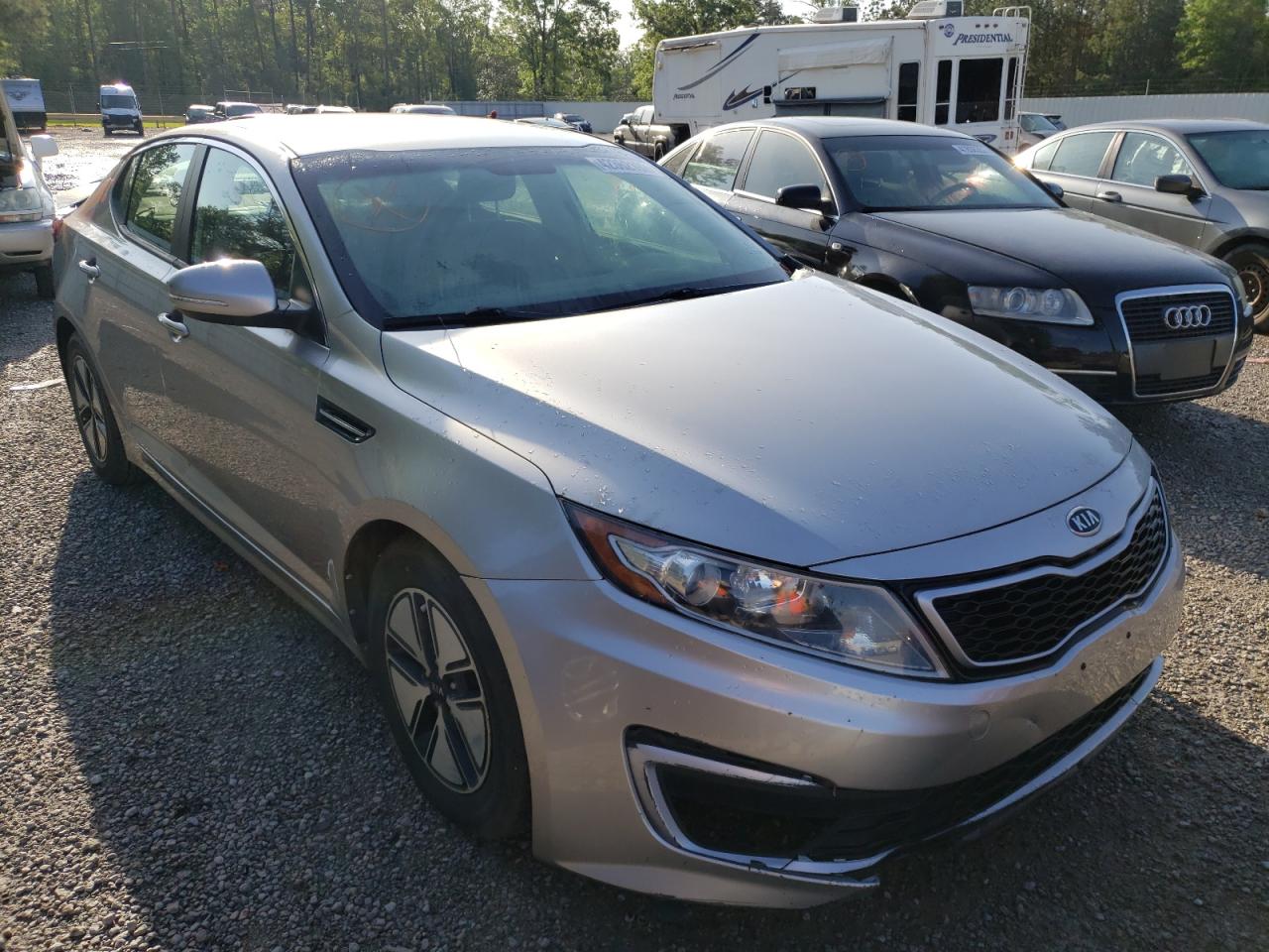 KIA OPTIMA HYB 2012 with VIN KNAGM4AD8C5012431 - Photo from auction