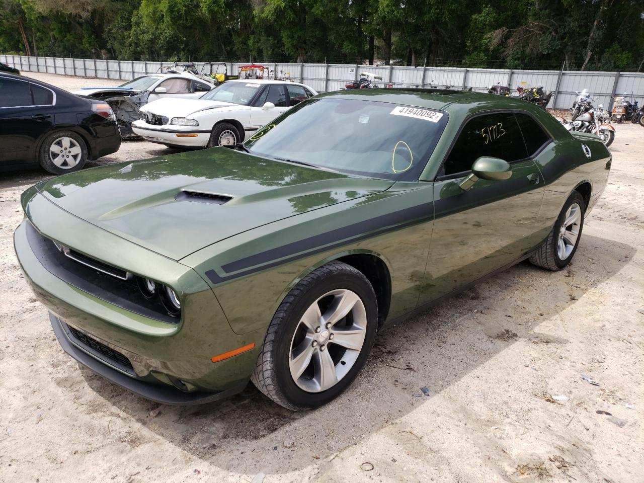Photo 2 from auction – 2018 DODGE CHALLENGER with VIN 2C3CDZAG7JH228340