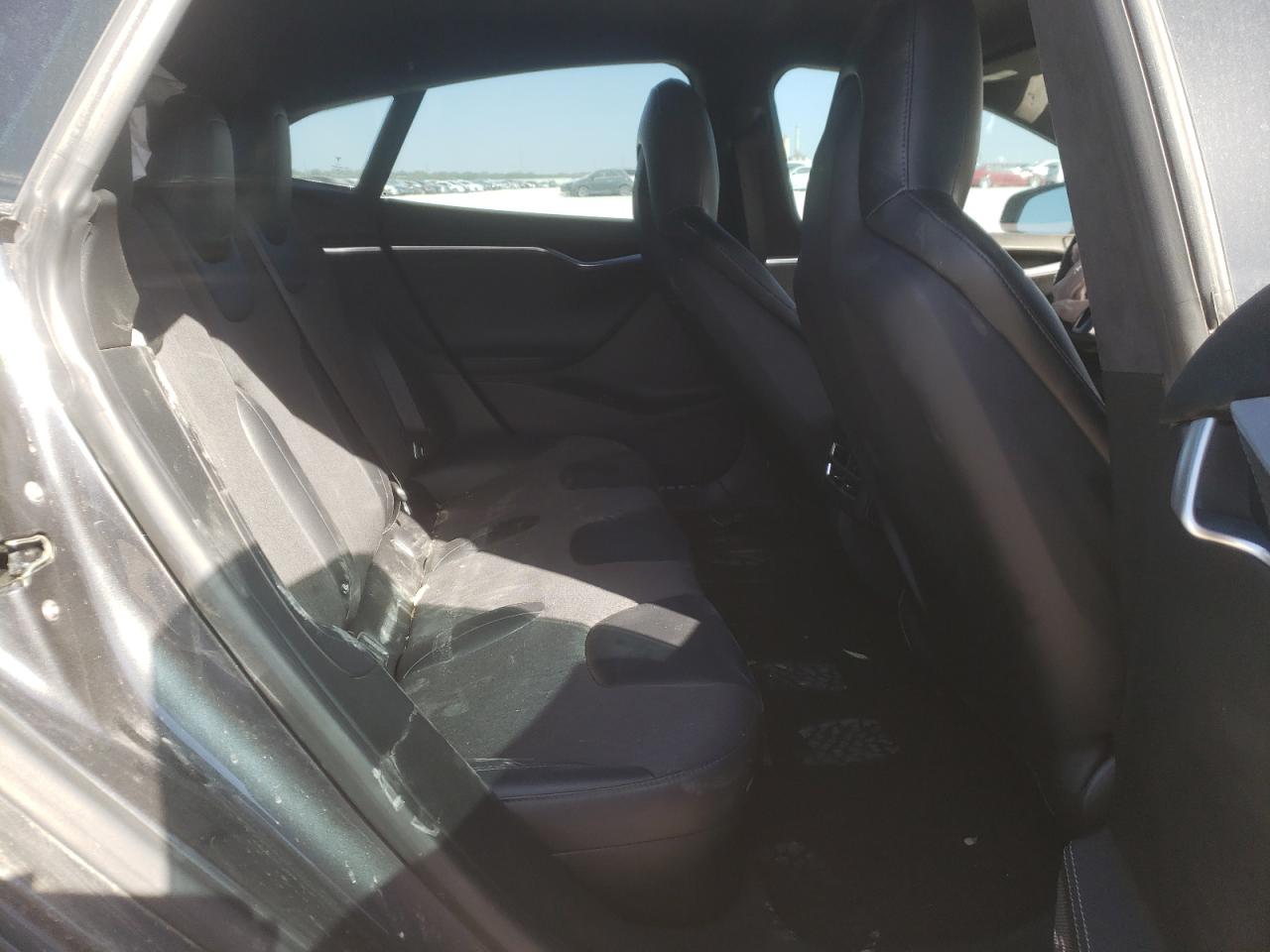 Photo 6 from auction – 2016 TESLA MODEL S with VIN 5YJSA1E27GF132464