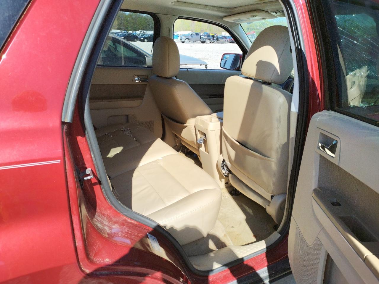 Photo 6 from auction – 2012 FORD ESCAPE LIM with VIN 1FMCU0EG1CKB41882