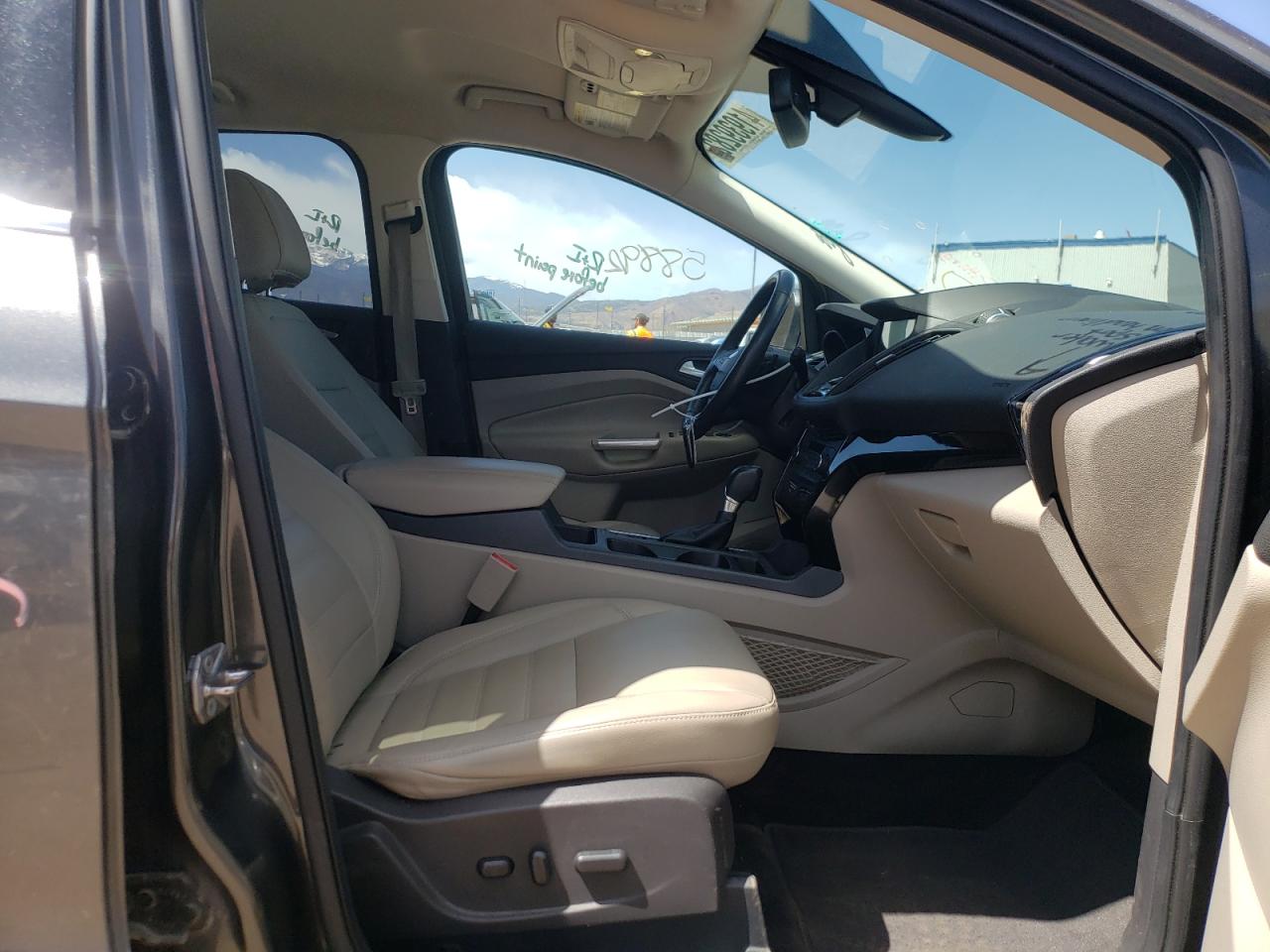 Photo 5 from auction – 2017 FORD ESCAPE TIT with VIN 1FMCU9J97HUA14366