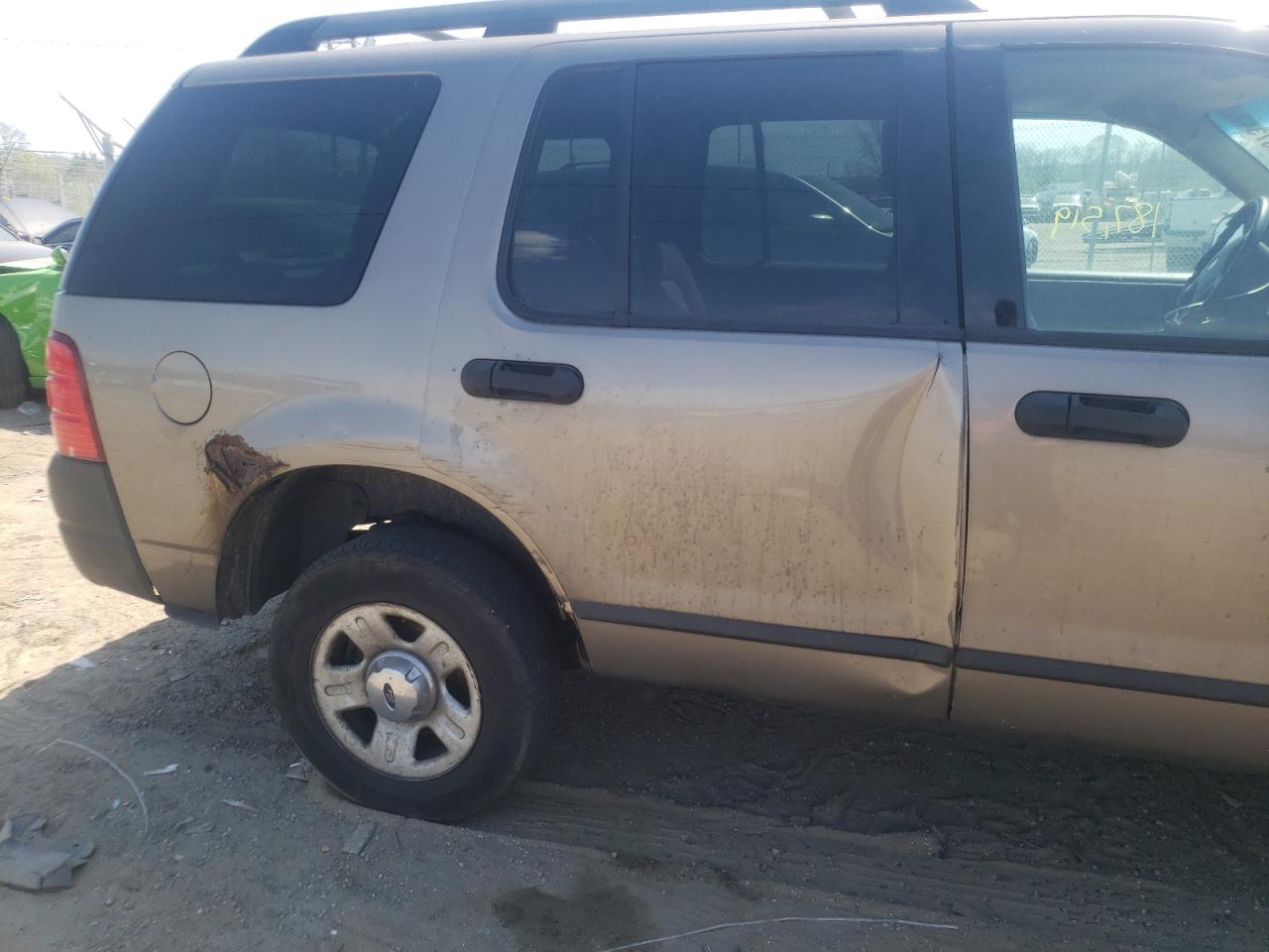 Photo 9 from auction – 2005 FORD EXPLORER X with VIN 1FMZU72E75UA50354