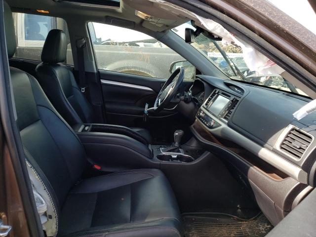 Photo 5 from auction – 2018 TOYOTA HIGHLANDER with VIN 5TDJZRFH6JS489563