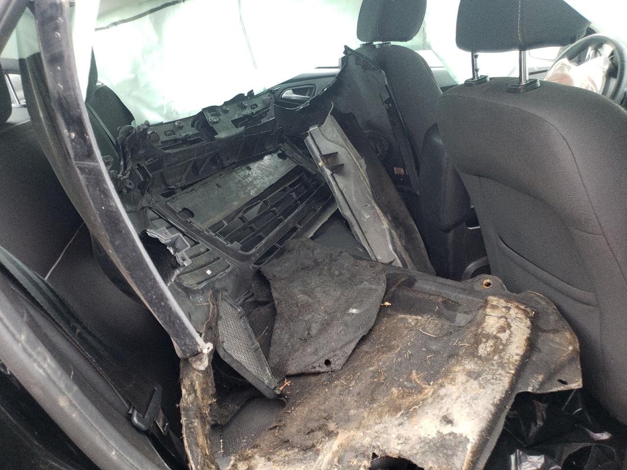 Photo 6 from auction – 2014 FORD FOCUS SE with VIN 1FADP3F25EL401692
