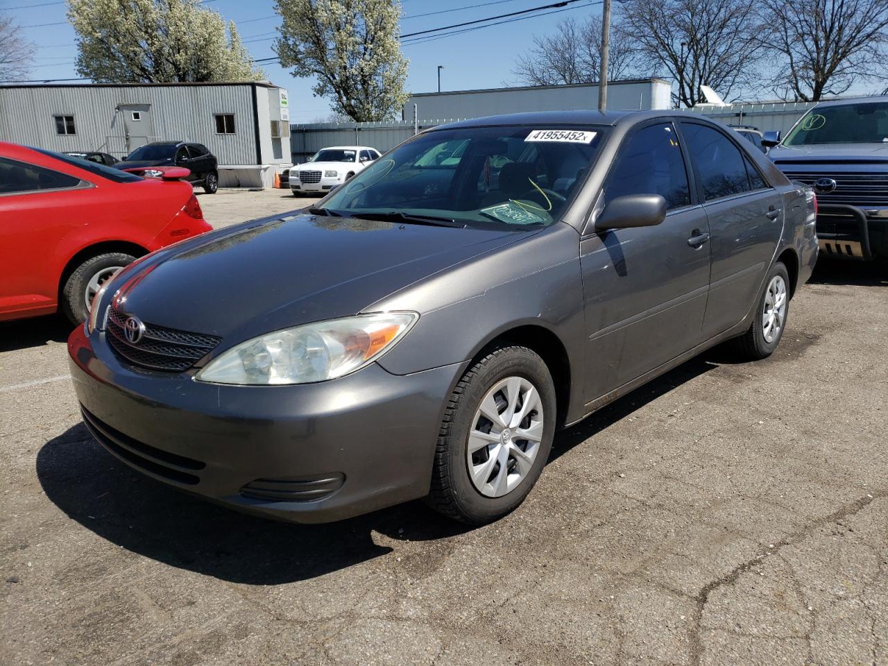 Photo 2 from auction – 2004 TOYOTA CAMRY LE with VIN 4T1BE32K84U893541