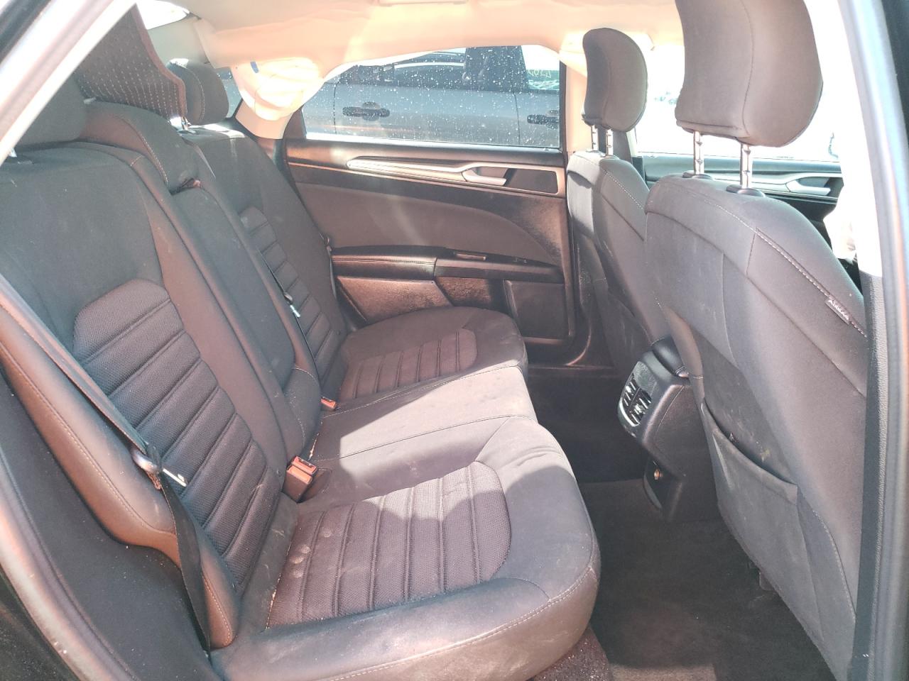 Photo 6 from auction – 2017 FORD FUSION SE with VIN 3FA6P0HD3HR221221