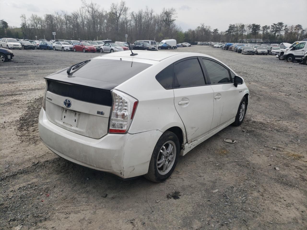 Photo 4 from auction – 2011 TOYOTA PRIUS with VIN JTDKN3DUXB5351609