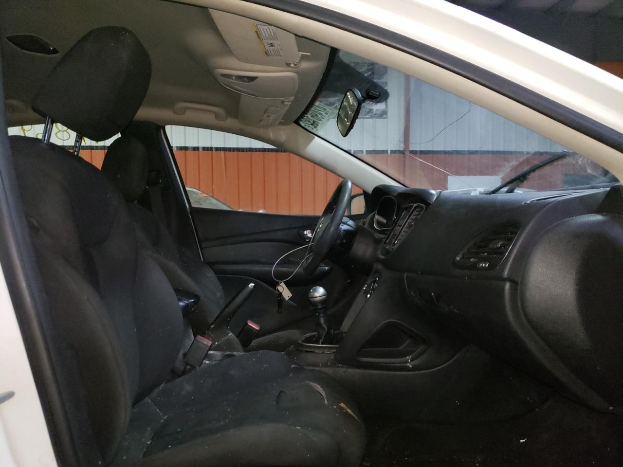 Photo 5 from auction – 2013 DODGE DART SE with VIN 1C3CDFAA6DD201769