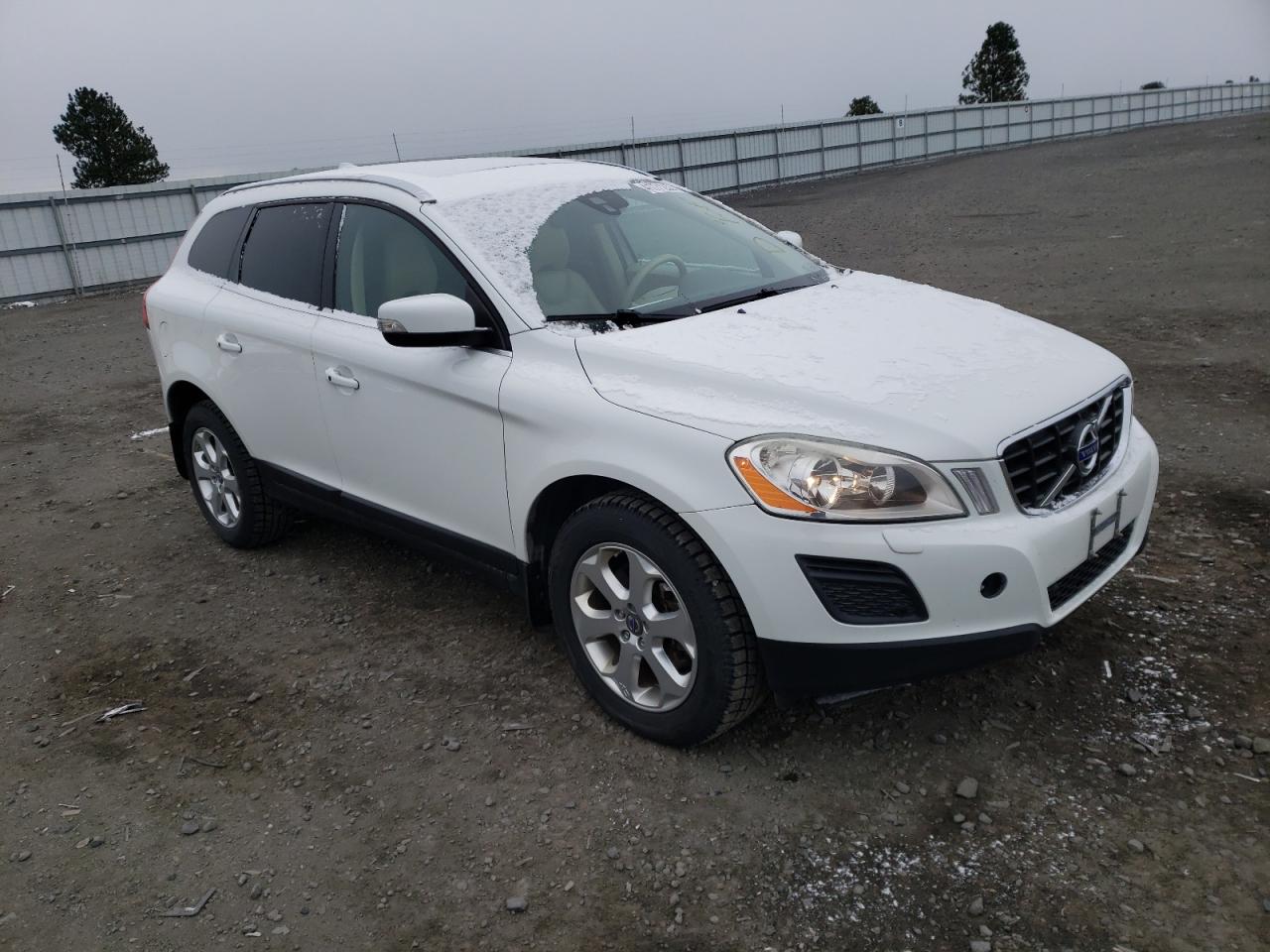 VOLVO XC60 3.2 2012 with VIN YV4940DZ2C2290493 - Photo from auction