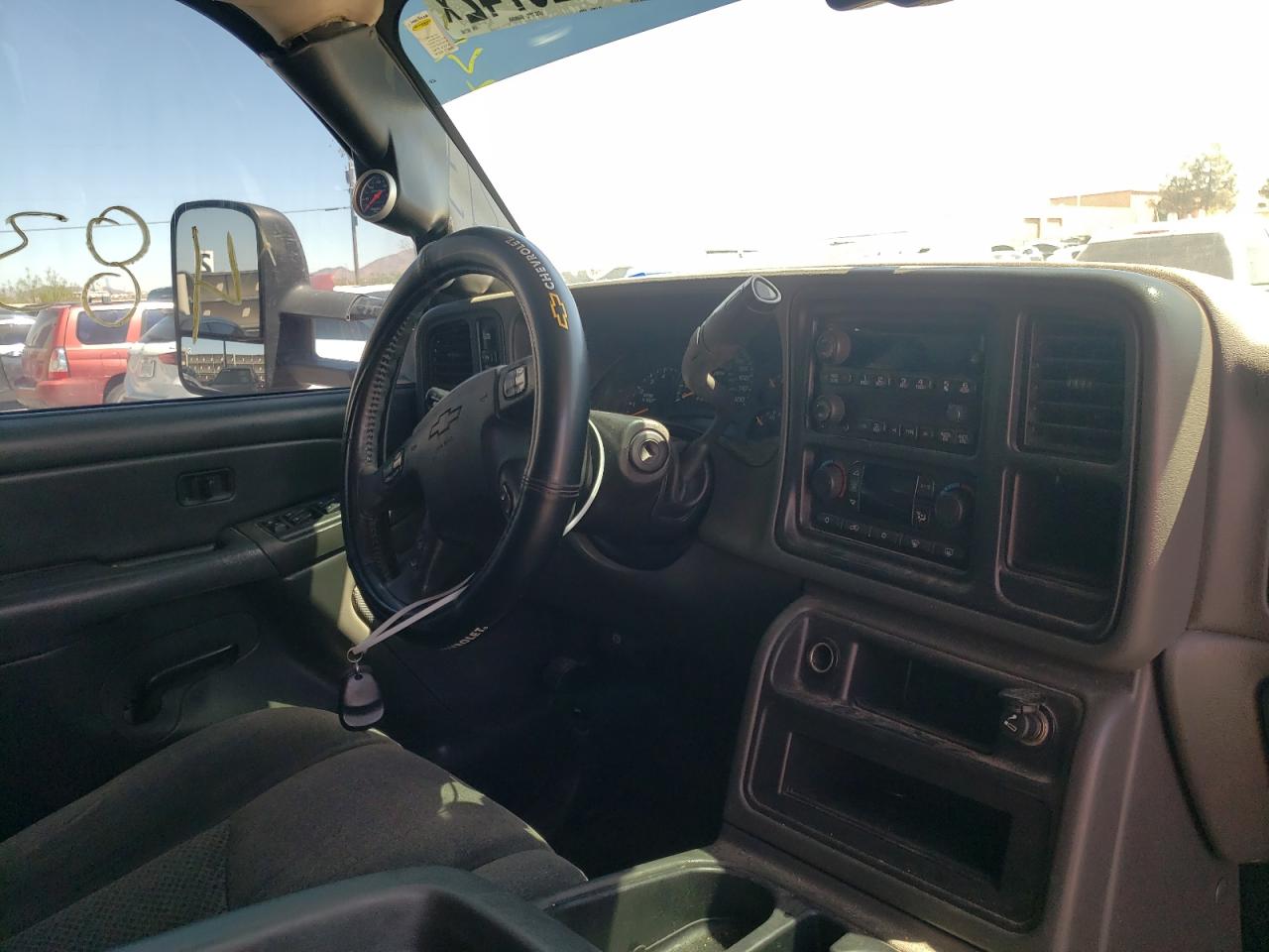 Photo 9 from auction – 2006 CHEVROLET SILVERADO with VIN 1GCHK23216F107148