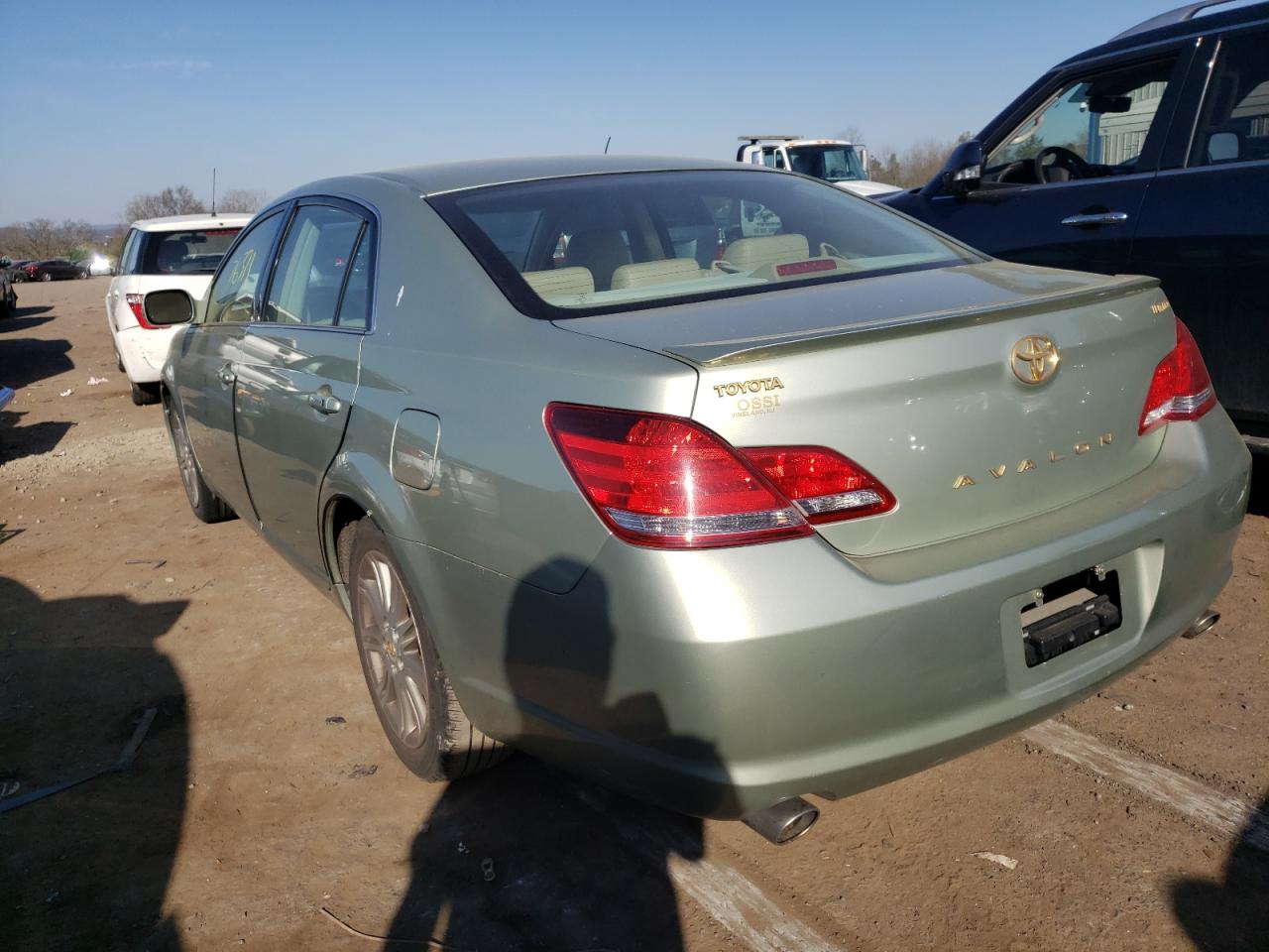 Photo 3 from auction – 2006 TOYOTA AVALON with VIN 4T1BK36B46U112200