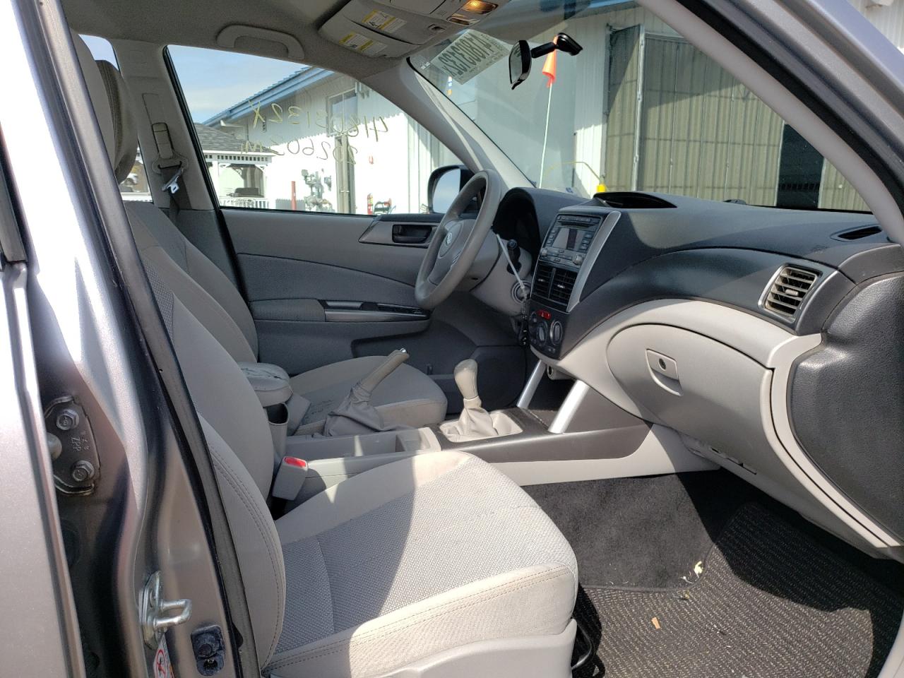 Photo 5 from auction – 2011 SUBARU FORESTER 2 with VIN JF2SHABC1BG711233