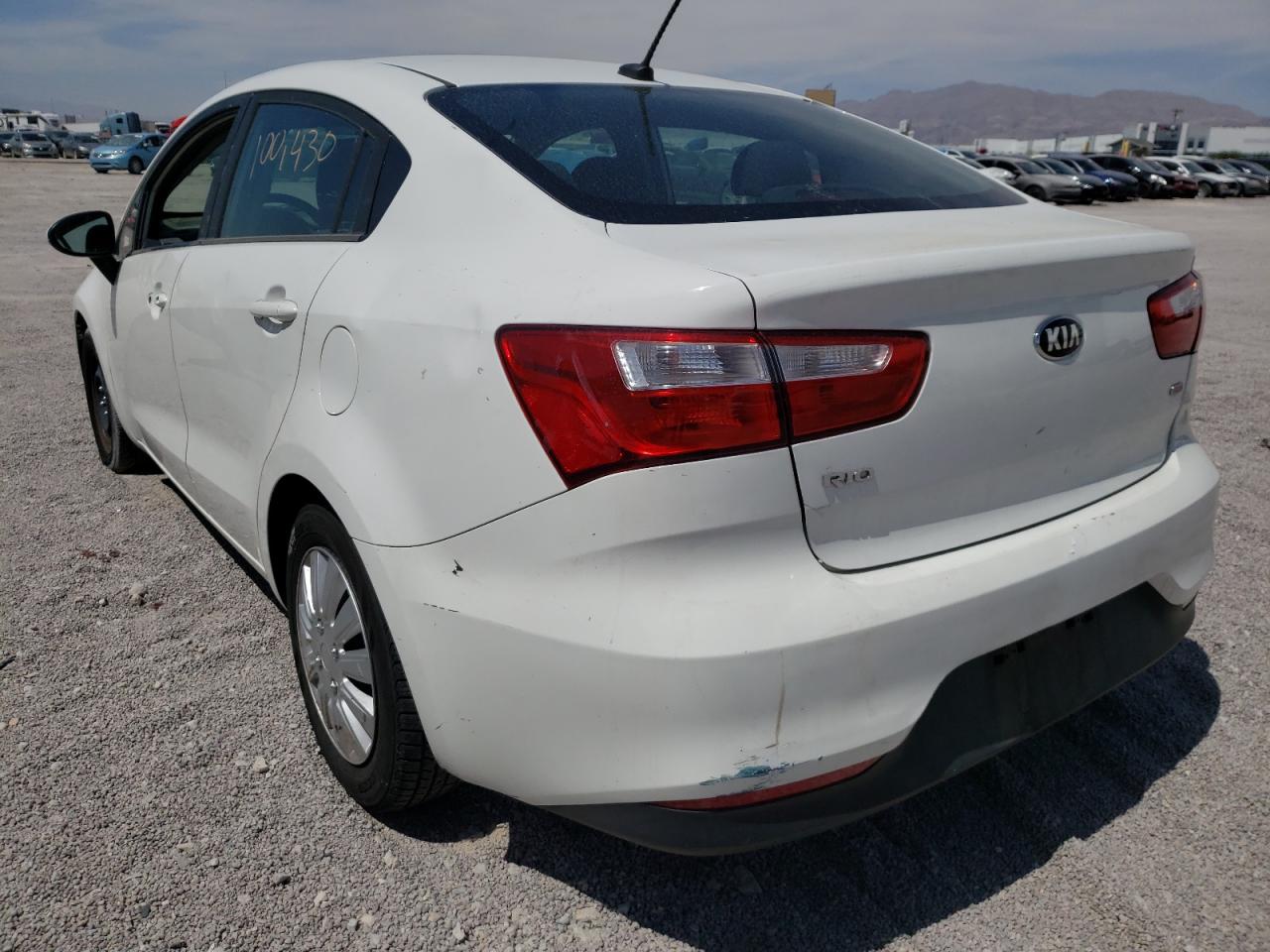 Photo 3 from auction – 2017 KIA RIO LX with VIN KNADM4A38H6021075