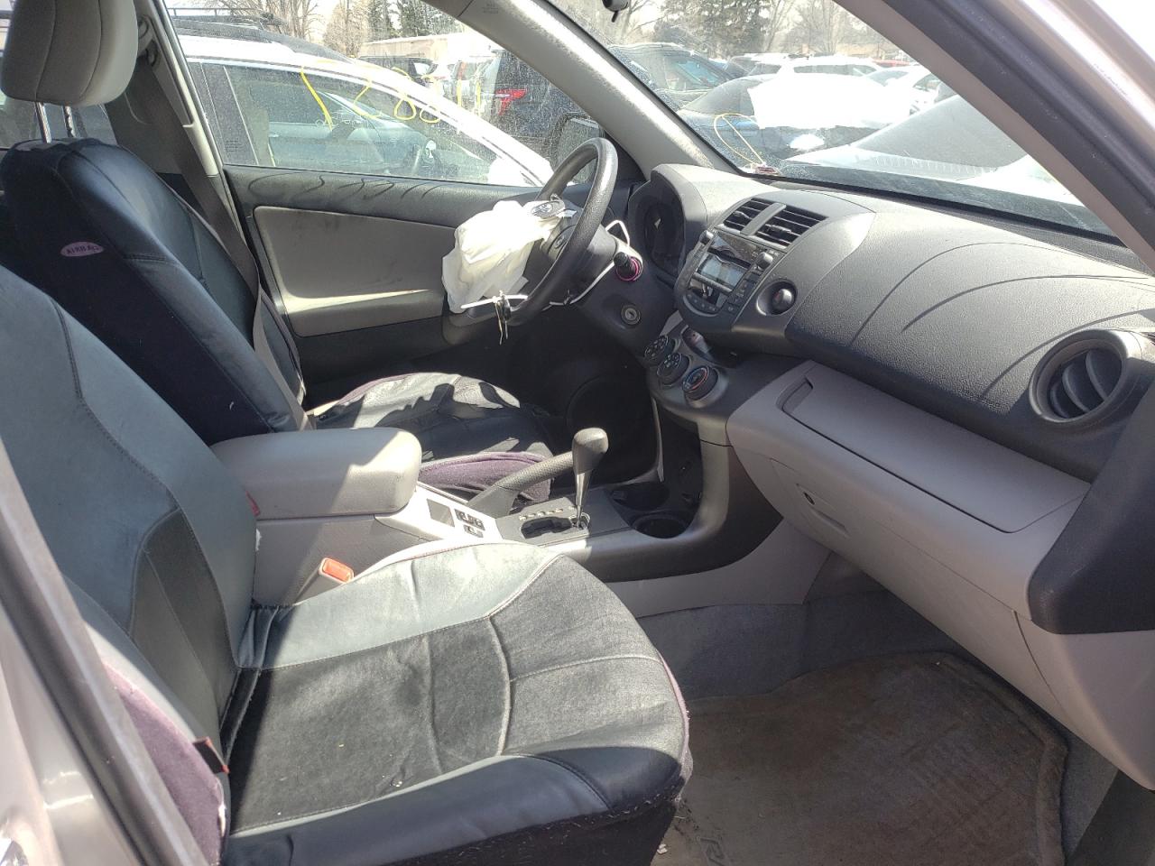 Photo 5 from auction – 2010 TOYOTA RAV4 with VIN 2T3BK4DV7AW029508