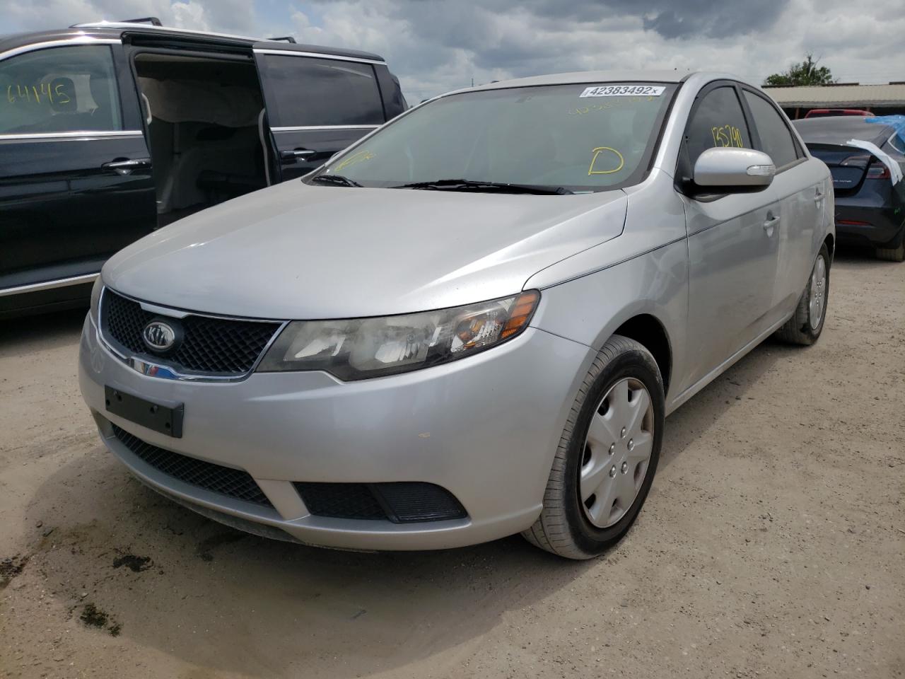 Photo 2 from auction – 2010 KIA FORTE EX with VIN KNAFU4A29A5186760